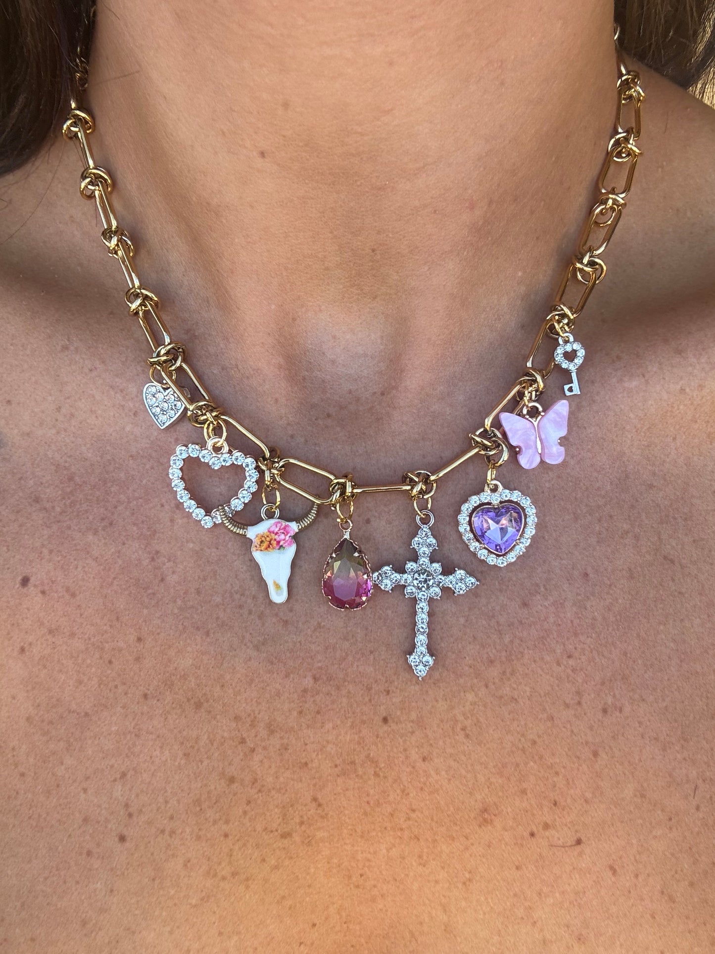 Catenina oro con charms ๐